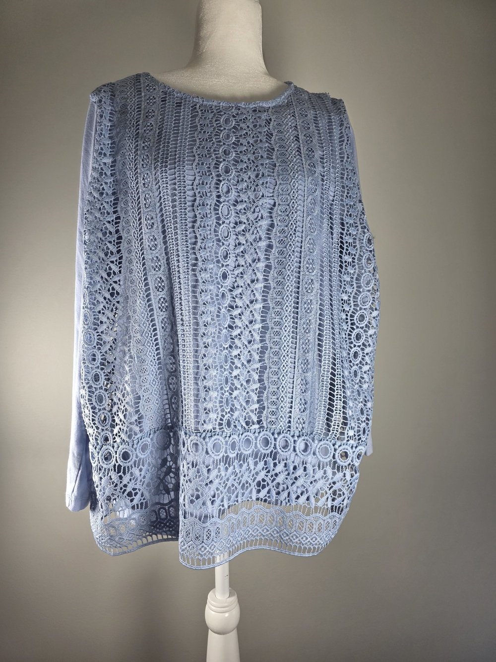 Woman Within Women’s Plus Size 18/20 Blue Crochet Lace Long Sleeve Tunic Top